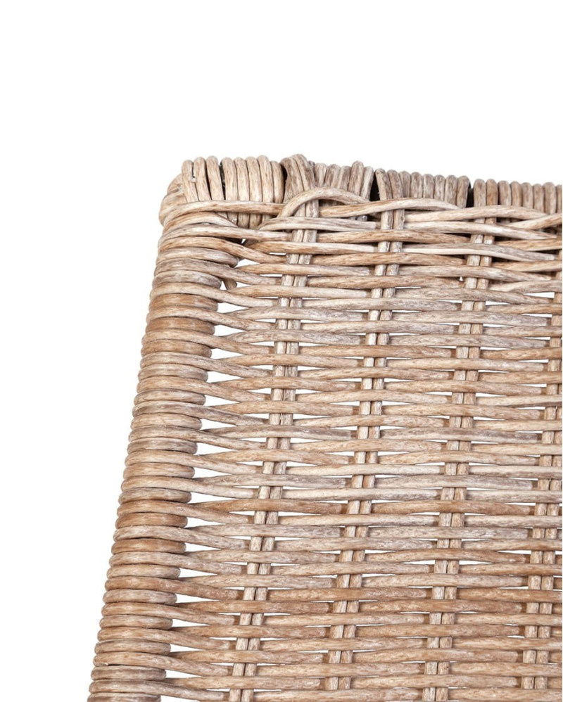 CAMP Outdoor chair made of synthetic rope and iron