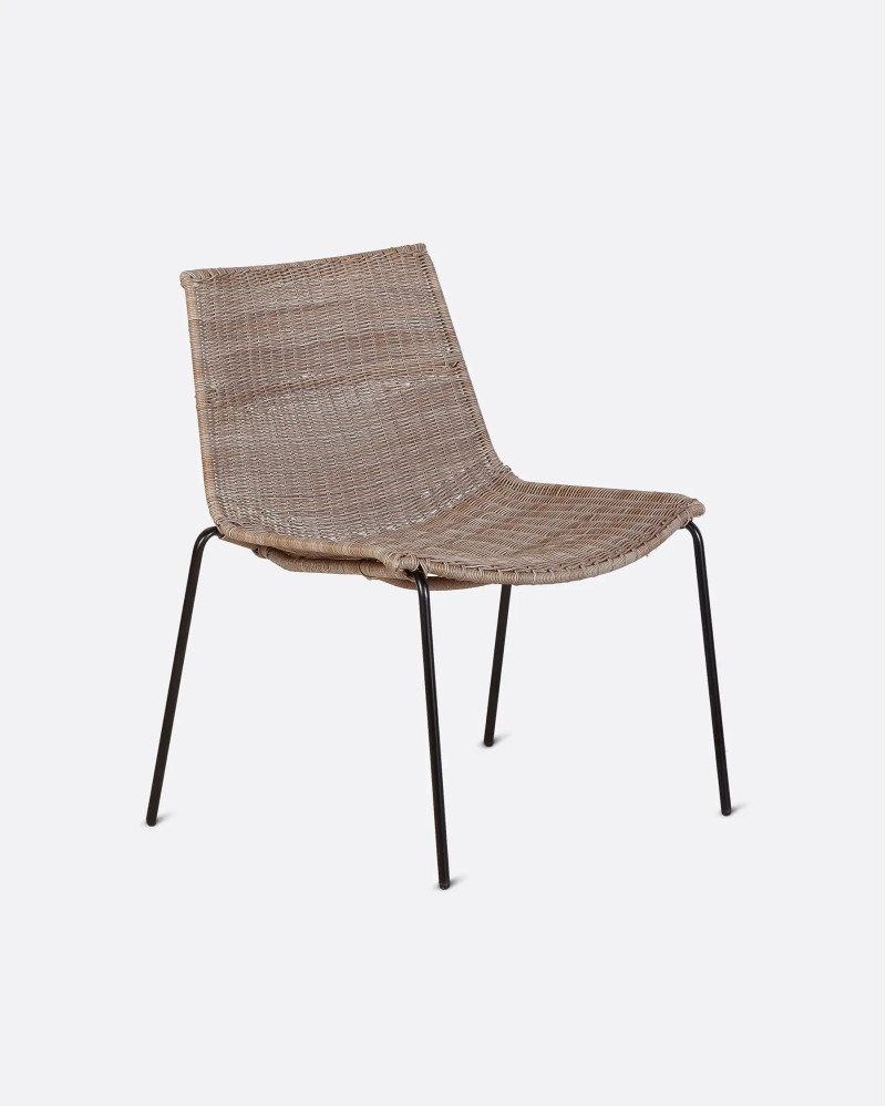 CAMP outdoor lounge chair in synthetic rattan and iron 64 x 57 x 71 cm