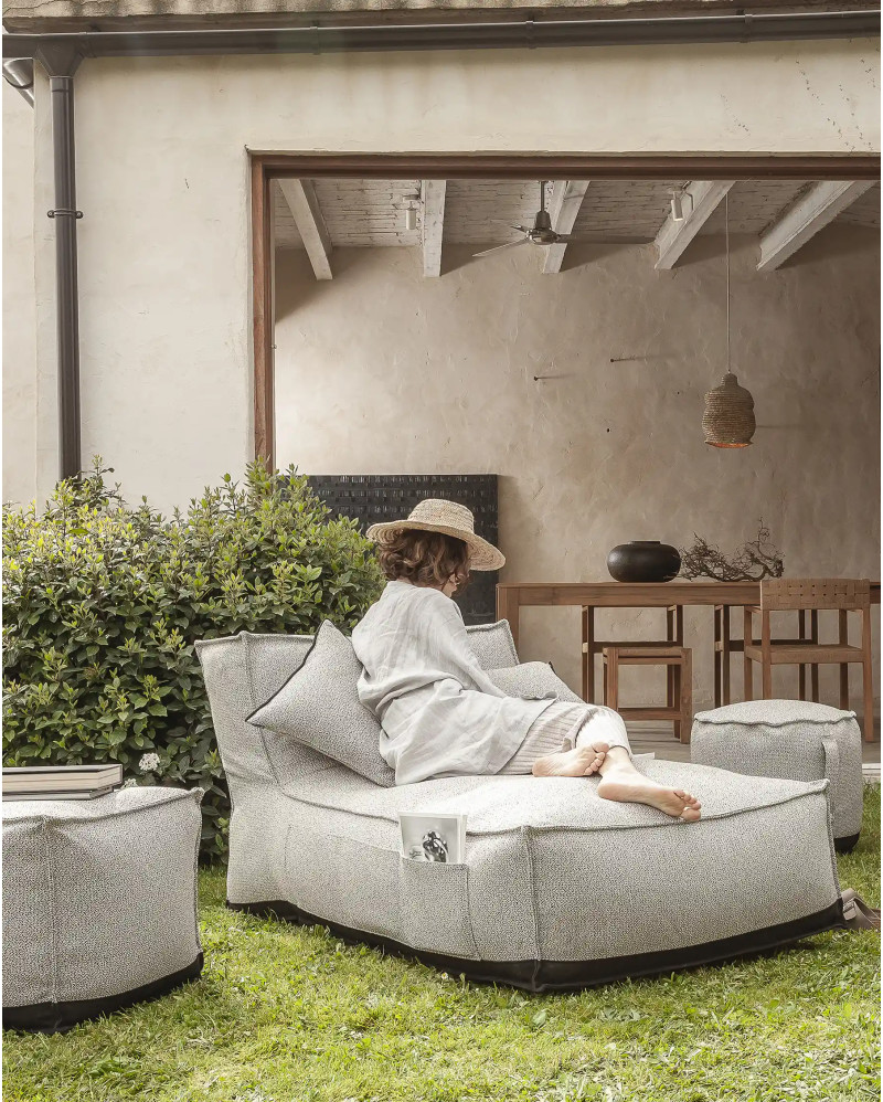 CACCINI outdoor chaise longue 90 x 145 x 80 cm in white grey colour