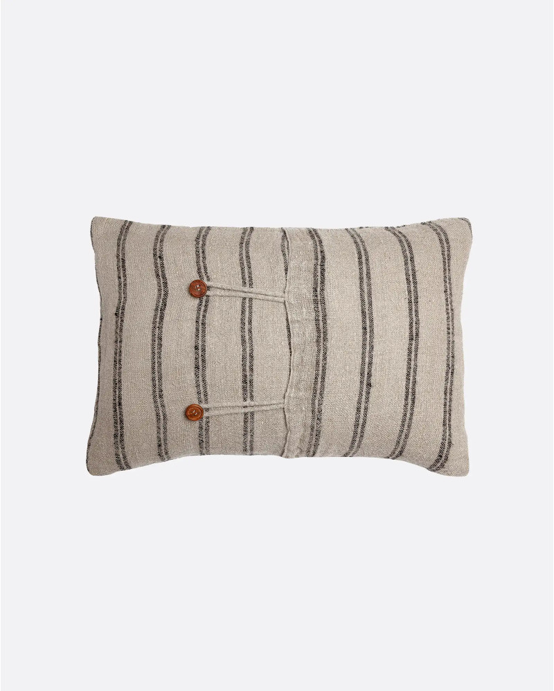 Housse de coussin KURUVA en lin 60 x 40 cm avec rayures noires