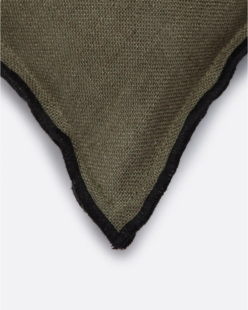 Housse de coussin NADIVI en lin 50 x 50 cm en couleur vert olive