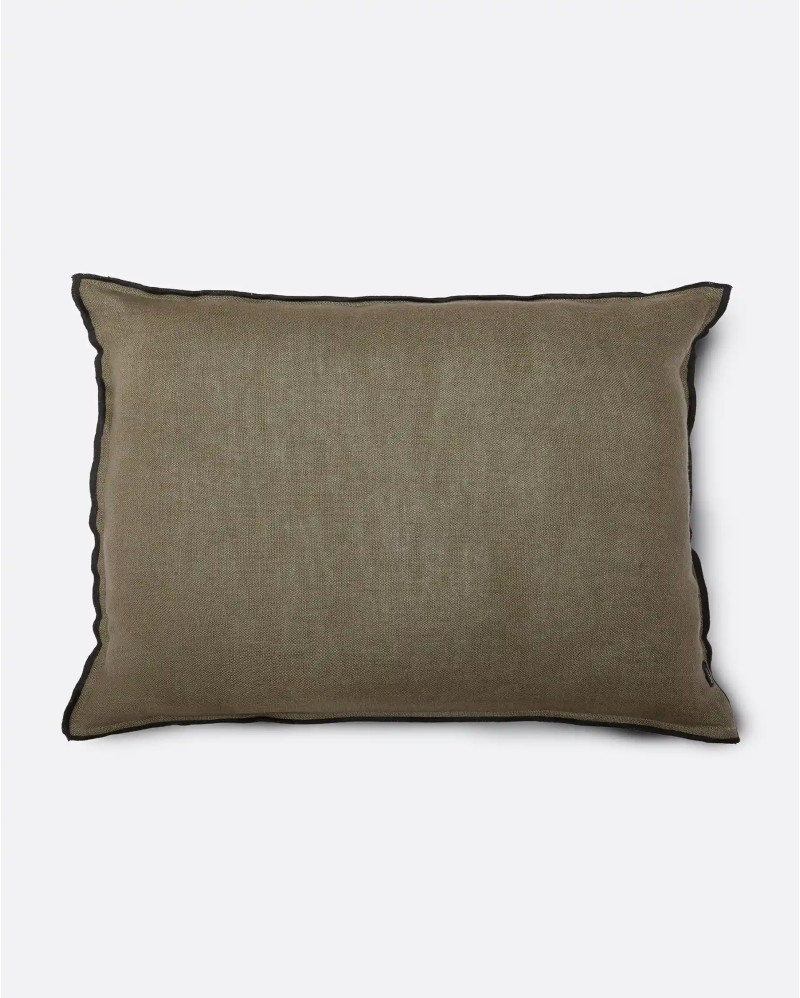 Housse de coussin NADIVI en lin 60 x 40 cm en couleur vert olive