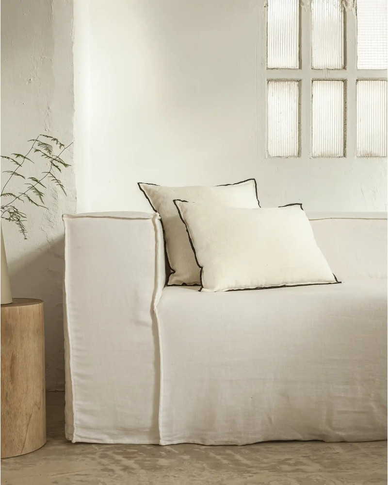 Housse de coussin NADIVI en lin 60 x 60 cm en couleur blanche