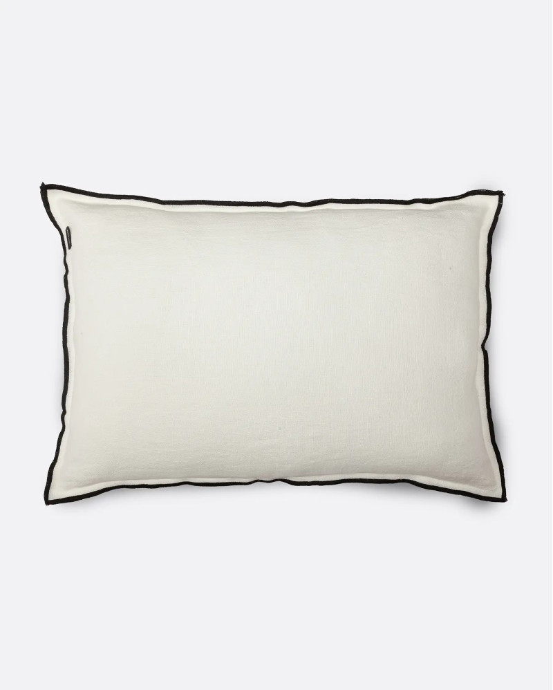 Housse de coussin NADIVI en lin 60 x 40 cm couleur blanche