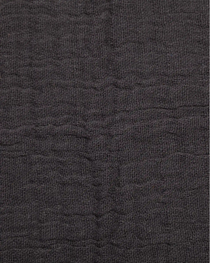 NADU towel in recycled cotton 70 x 50 cm in charcoal grey colour