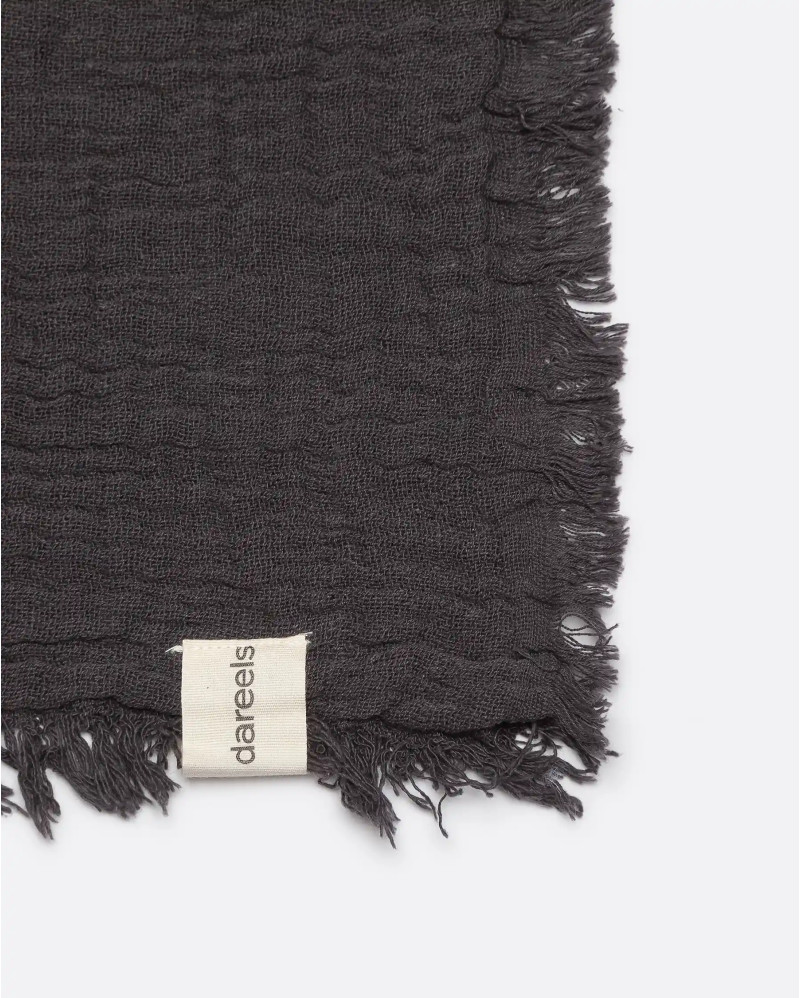 NADU towel in recycled cotton 70 x 50 cm in charcoal grey colour