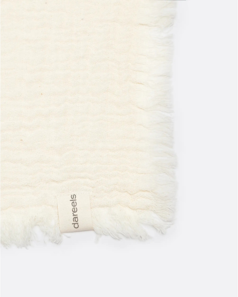 NADU towel in recycled cotton 70 x 50 cm in white colour