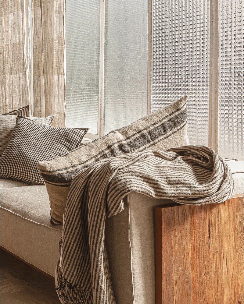 NOHAR plaid in linen 170 x 130 cm