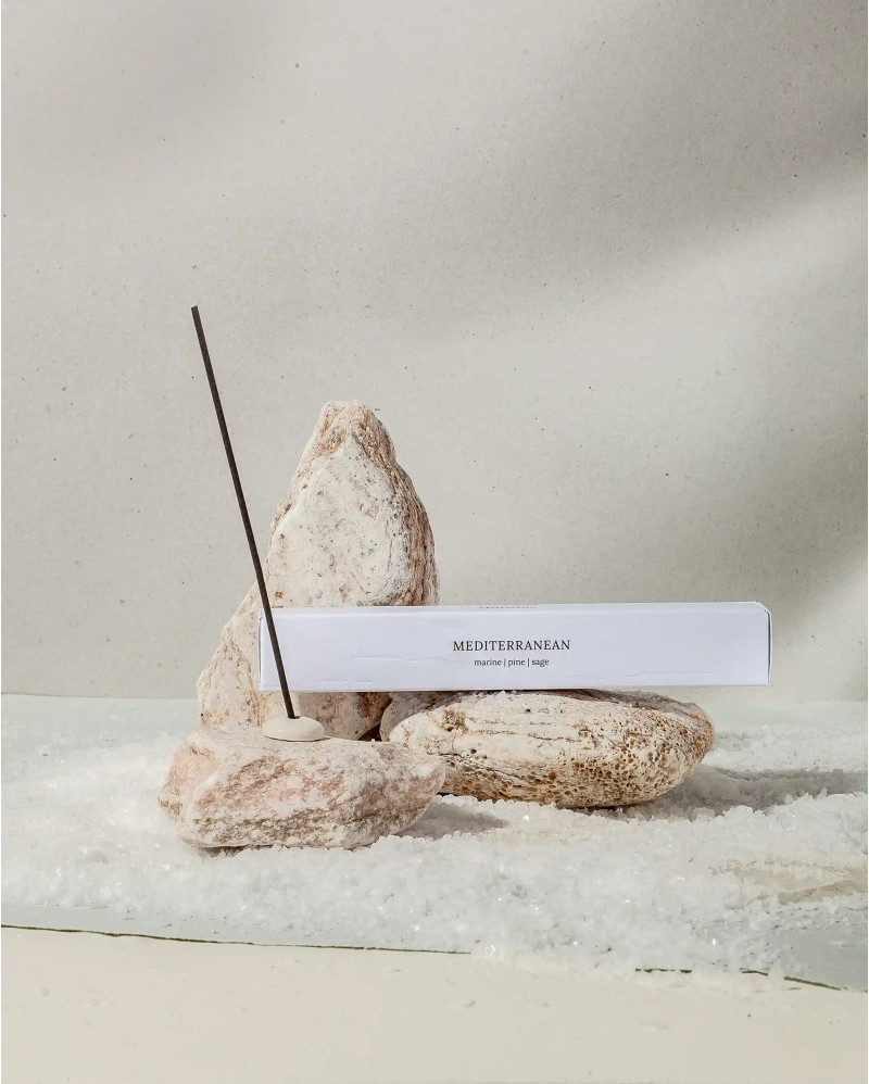 MEDITERRANEAN natural scented incense. 25 units with ceramic incense burner