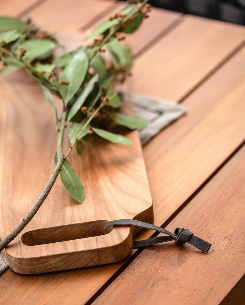 NEW FRIENDS cutting board in recycled teak wood 52 x 20 x 2,5 cm