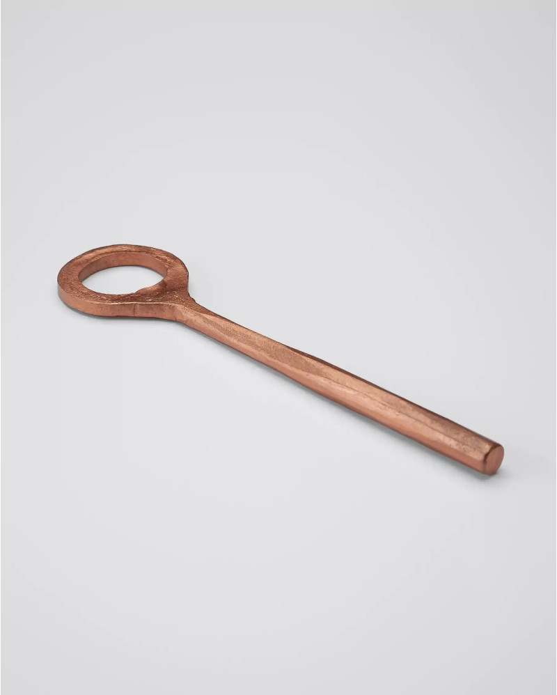 TUTUPI bottle opener in stainless steel 15 x 0,5 x 4 cm in copper colour