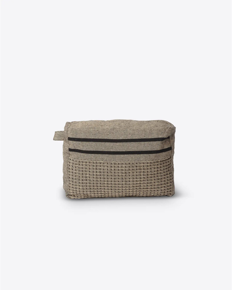 CHENNAI toiletry bag in recycled cotton 28 x 18 x 15 cm in biscuit colour