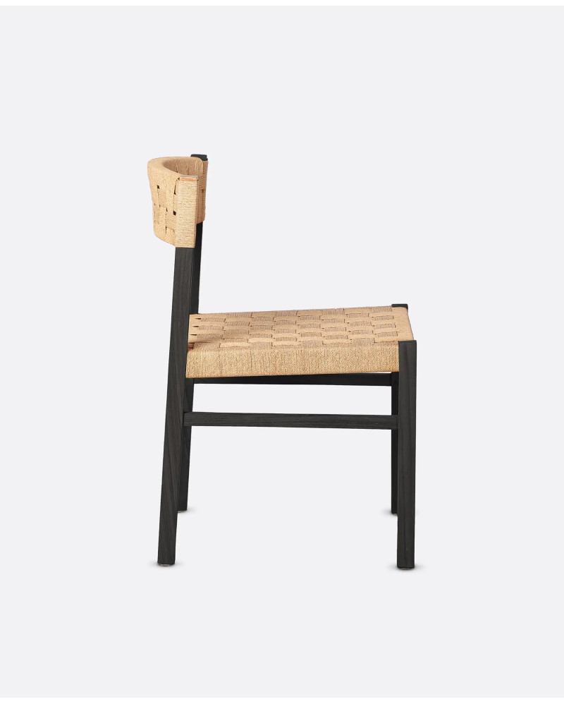 Chaise CORA en bois de teck et corde de papier 48 x 55 x 77 cm en couleur noire et naturelle