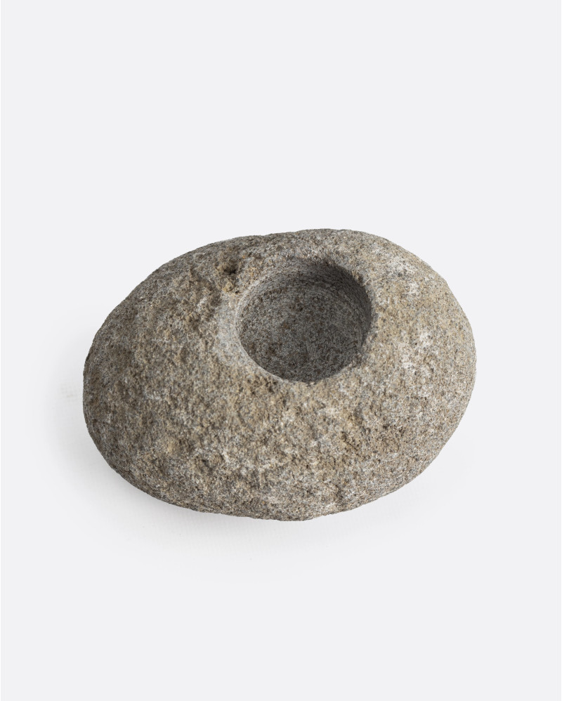 KIMIA candle holder in stone 11 x 11 x 6 cm in natural colour