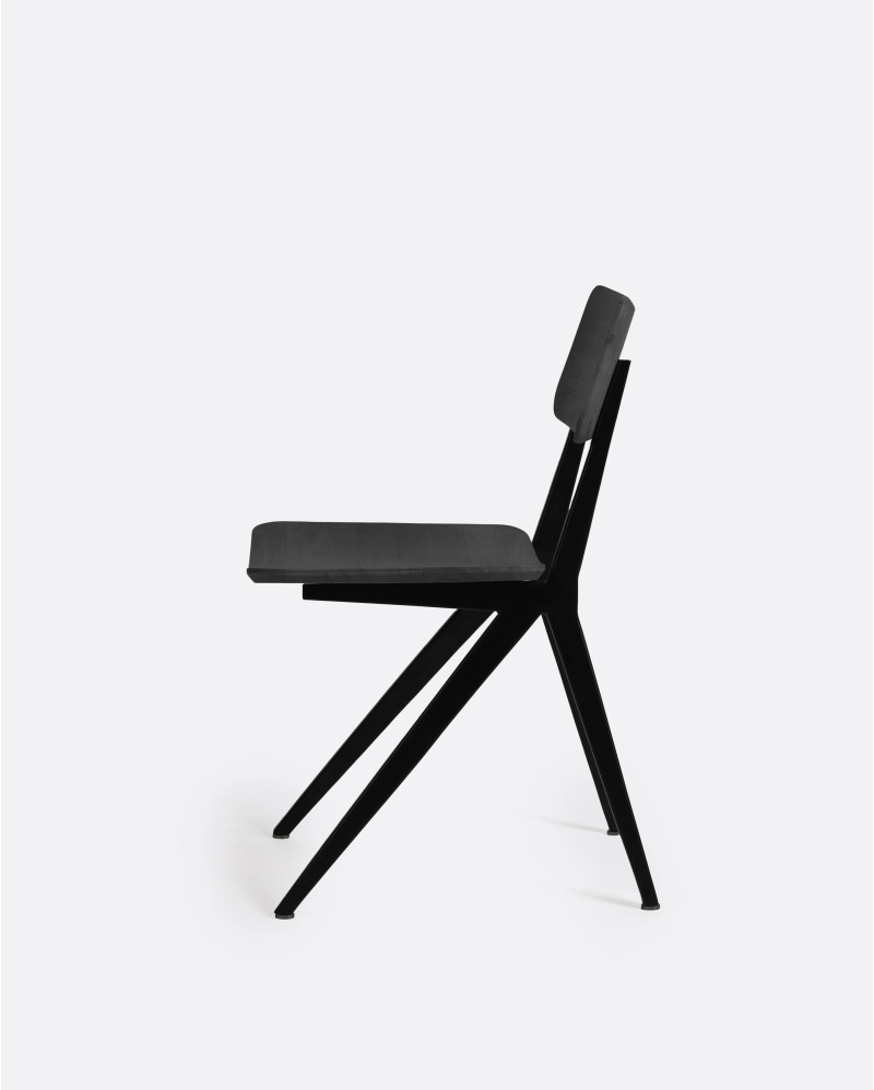 LIKU chair in teak wood and aluminium 44 x 55 x 80 cm in black colour