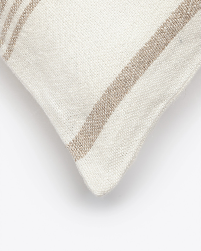 Housse de coussin ZIP en lin 60 x 40 cm en couleur blanche avec des rayures naturelles