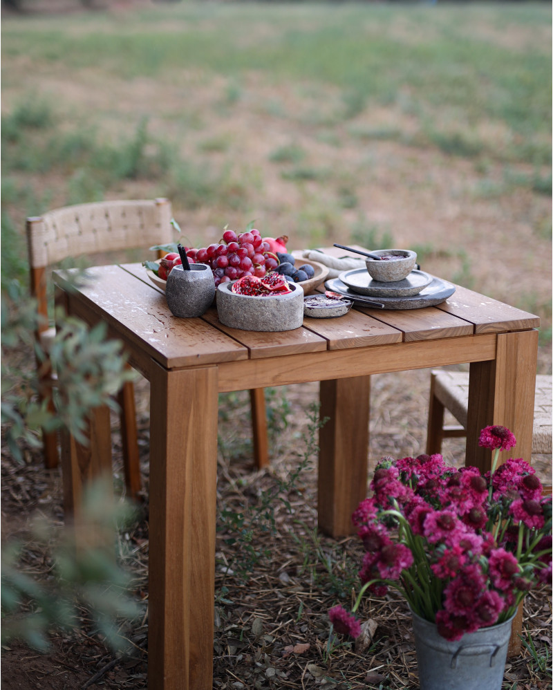 GENESIS outdoor dining table in teak wood 80 x 80 x 75 cm in natural colour