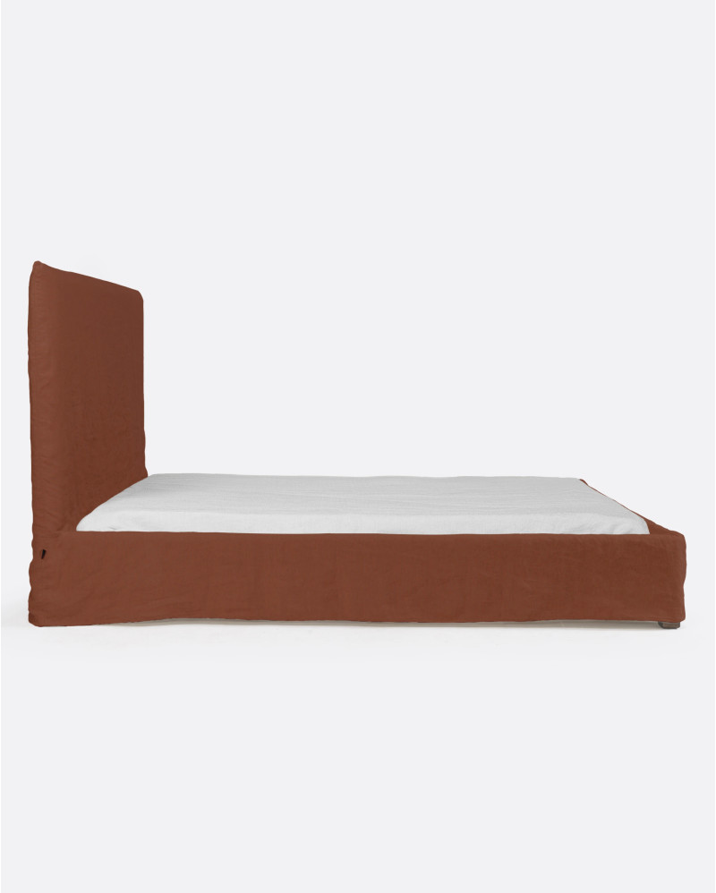 Lit BEETHOVEN pour matelas 180 x 200 cm avec revêtement en lin couleur terre cuite