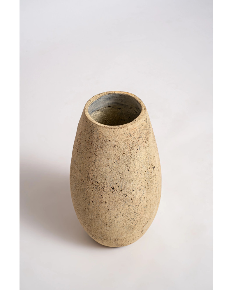 WIN decorative clay vase 24 x 24 x 39 cm