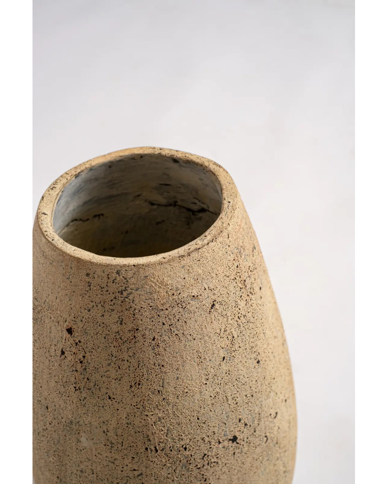 WIN decorative clay vase 24 x 24 x 39 cm