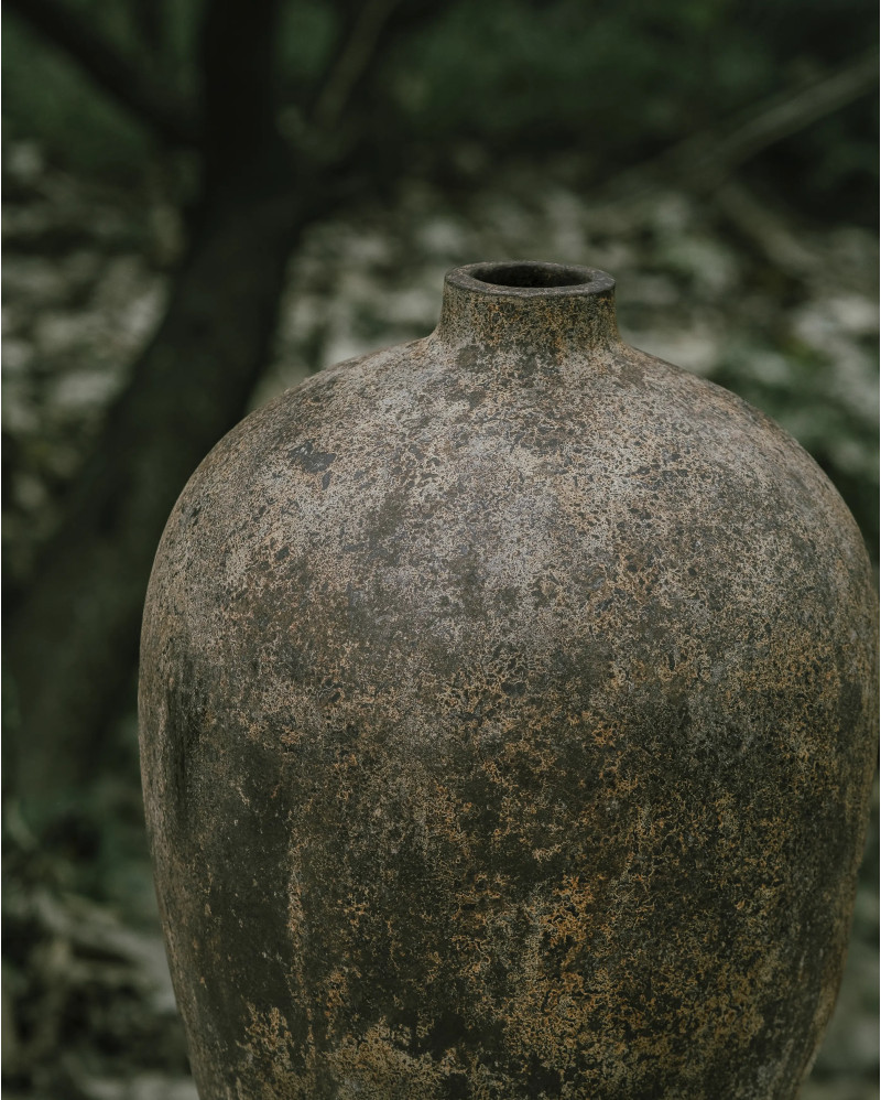 Vase décoratif MONANA en argile 45 x 45 x 77 cm