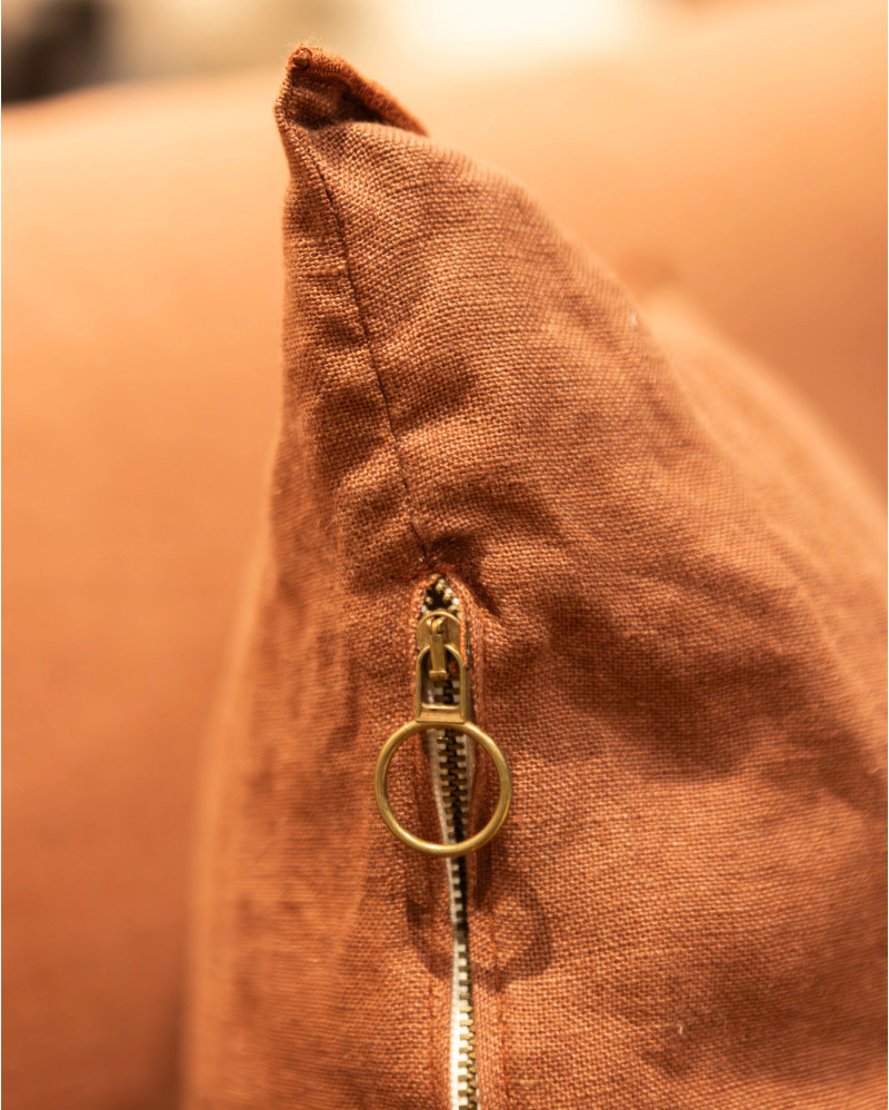 Housse de coussin KAURA en lin 60 x 40 cm en terre cuite