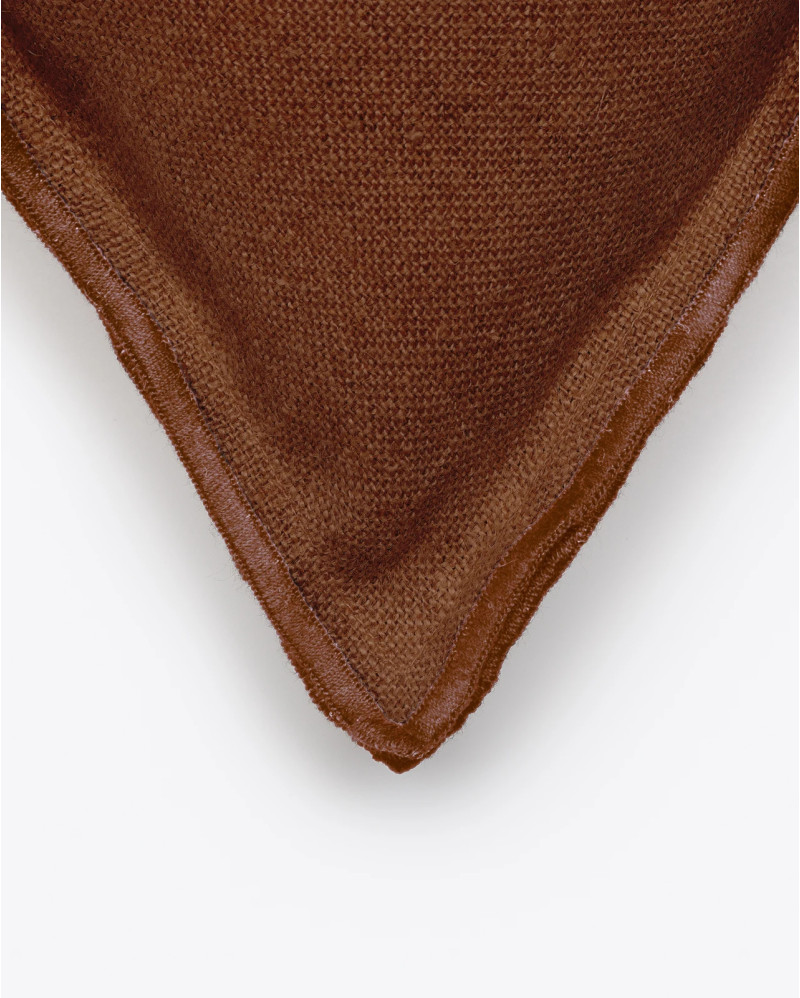 Housse de coussin KAURA en lin 50 x 50 cm en terre cuite