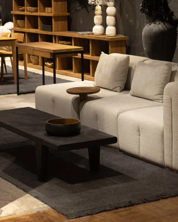 RIVIA coffee table in suar...