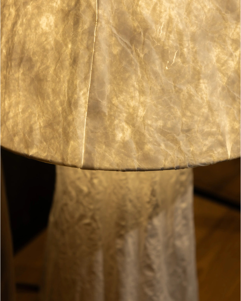 Lampe de table HARANA en papier 32 x 32 x 49 cm