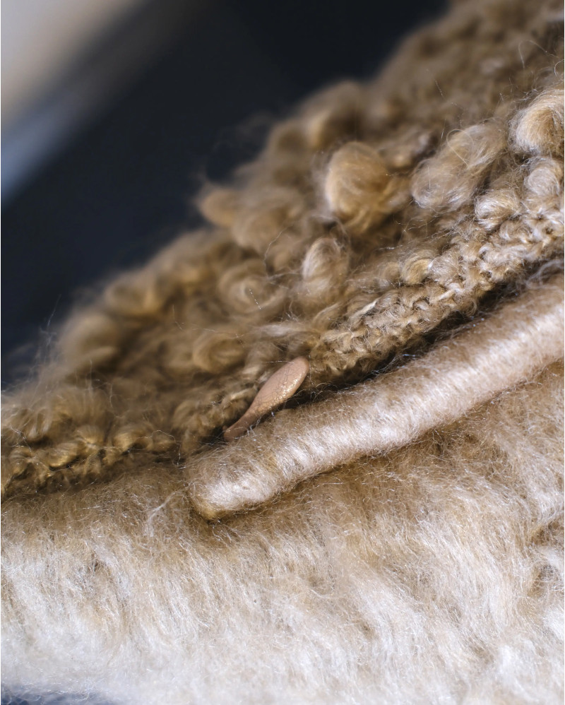 Housse de coussin DHANA 50 x 50 cm couleur taupe