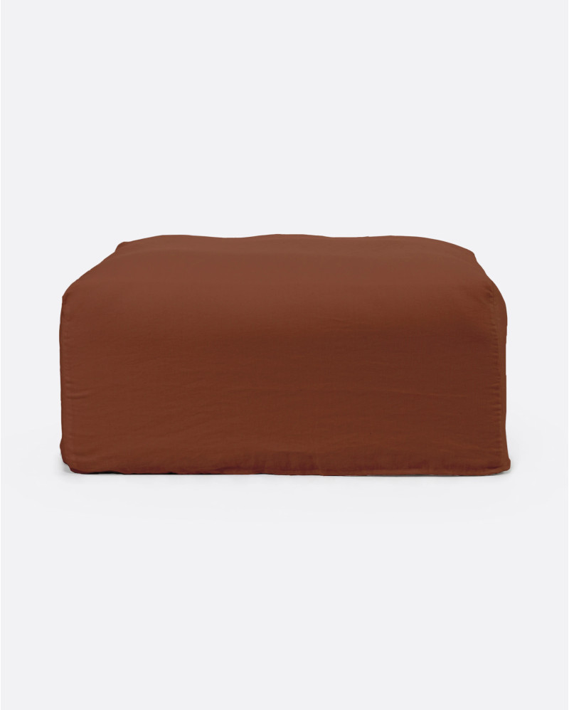 Puf BEETHOVEN con funda de lino 100 x 100 x 40 cm en color terracota