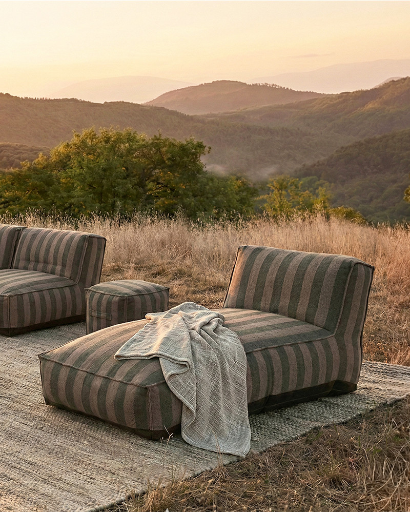 Chaise longue XL de exterior CACCINI 80 x 190 x 80 cm en color natural y verde oscuro (Sahara)