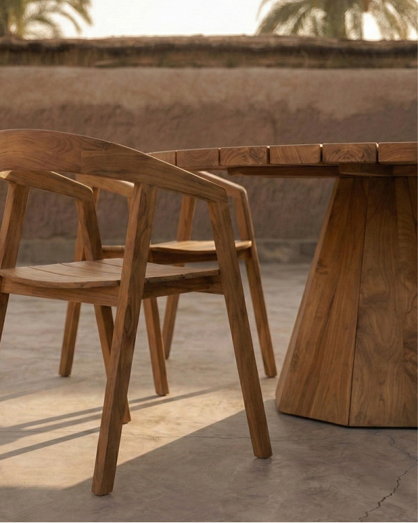 Mesa de comedor de exterior...