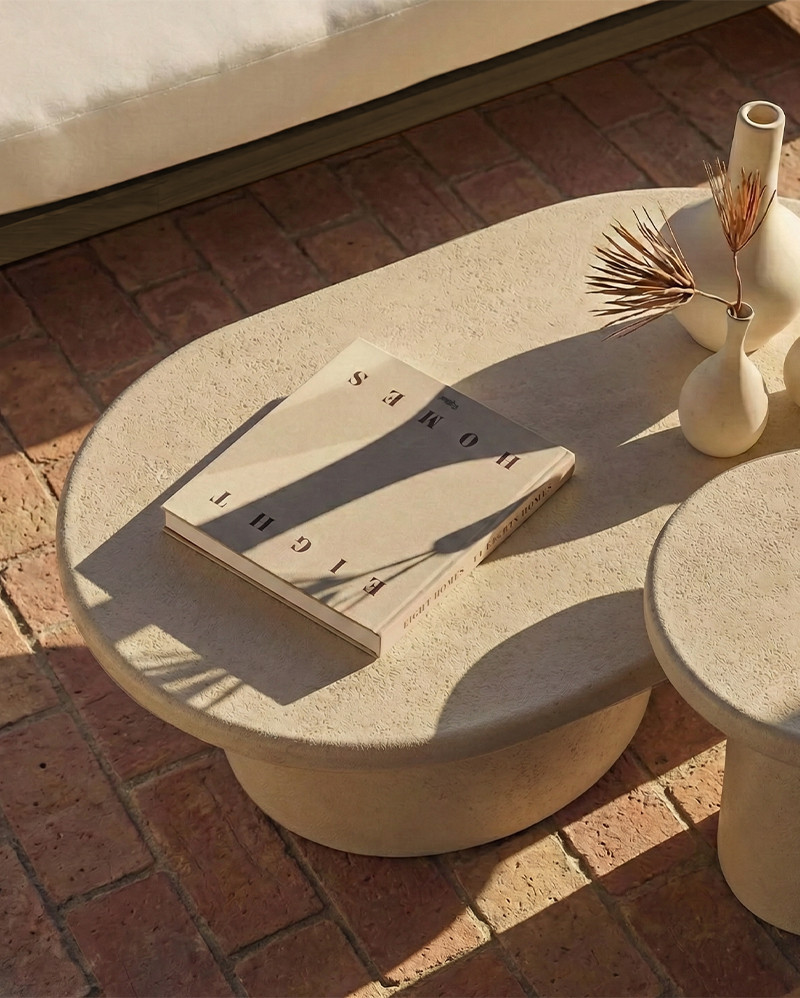 CLAUDE Outdoor center table in concrete Ø 120 cm x 80 x 31 cm high