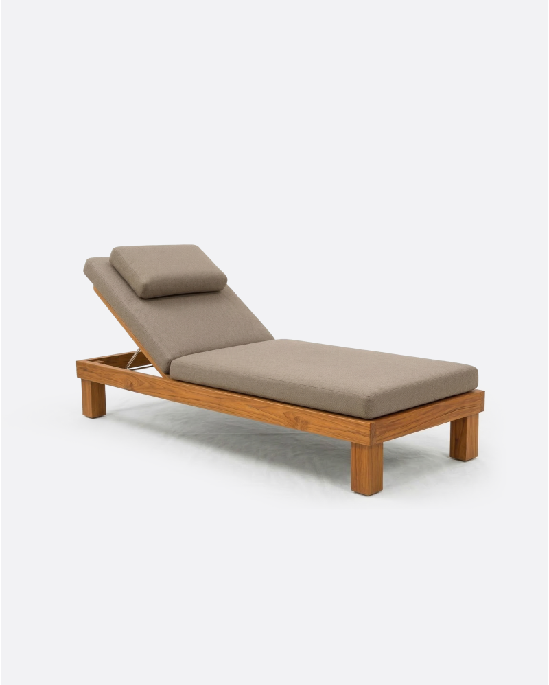 Tumbona de exterior STRAUSS en teca natural, 200 x 80 x 25 cm, con colchón color arena (Sand)
