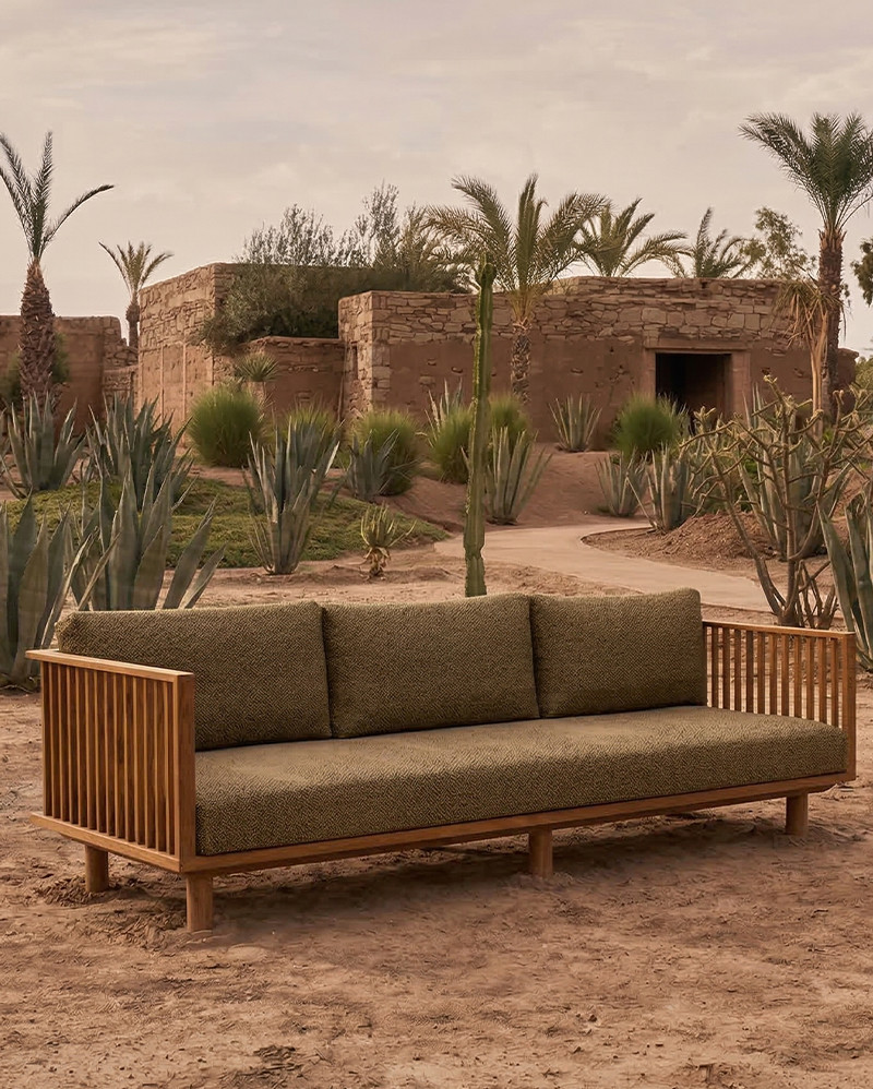 TOPRAK 3-seater outdoor sofa in natural teak and olefin, 260 x 82 x 77 cm, with sand-coloured upholstery