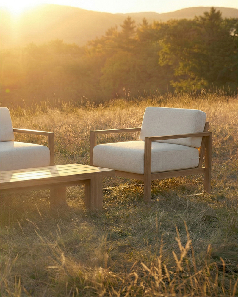 Sofá de exterior SELMA 1 plaza en teca natural, 78 x 83 x 67 cm, con tapizado color marfil (Ivory)