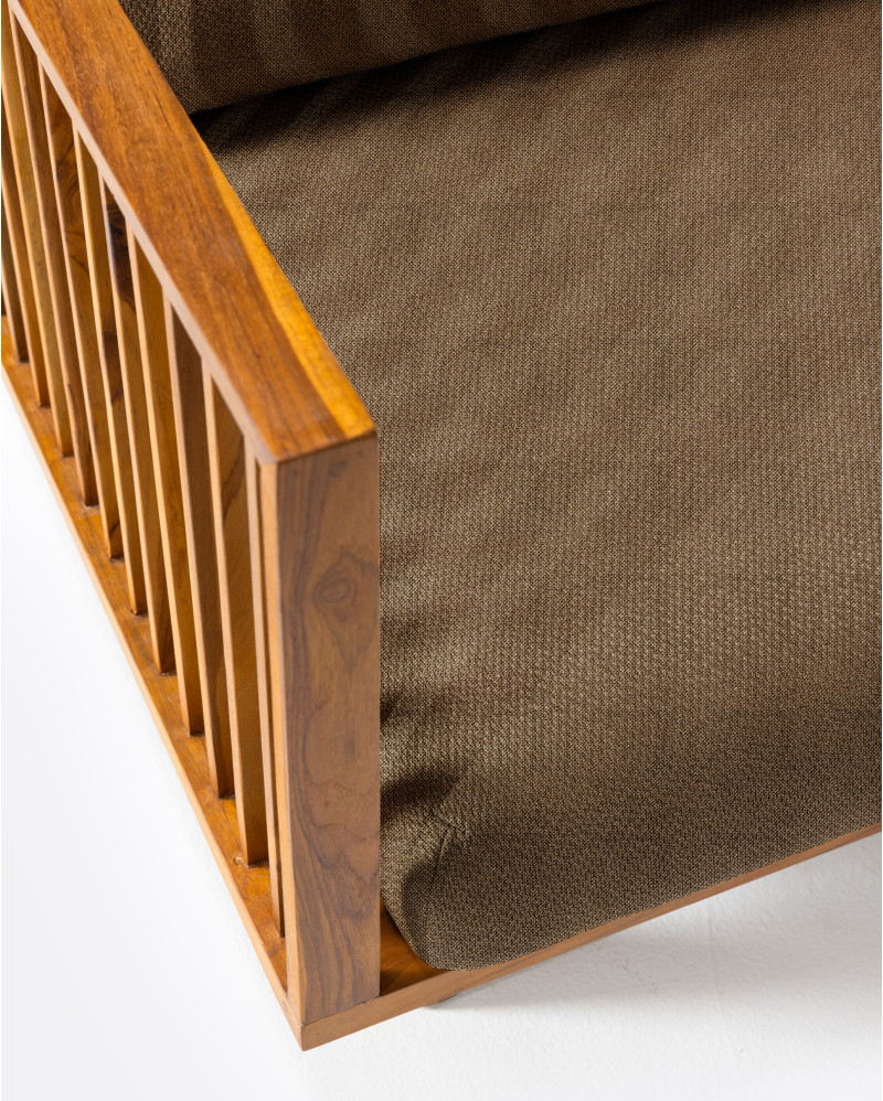 Sofá de exterior TOPRAK 3 plazas en teca natural y olefina, 260 x 82 x 77 cm, con tapizado color arena (Sand)